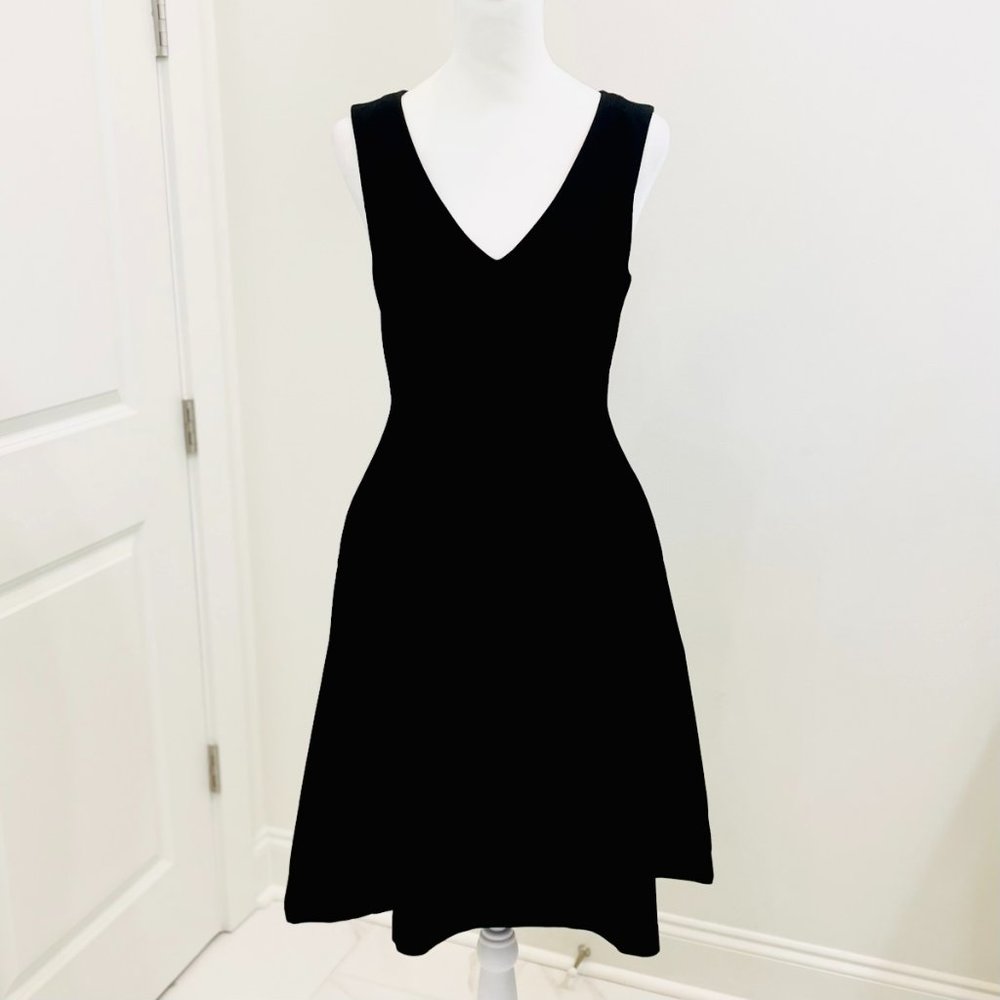 Banana Republic V Neck Black Fit and Flare dress LBD - size 2